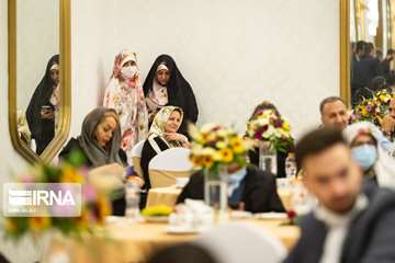 جشن بزرگ ازدواج دانشجویی